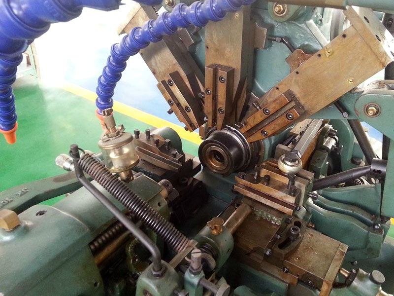 深圳自動(dòng)車床加工找誰？專業(yè)廠家為您服務(wù)！